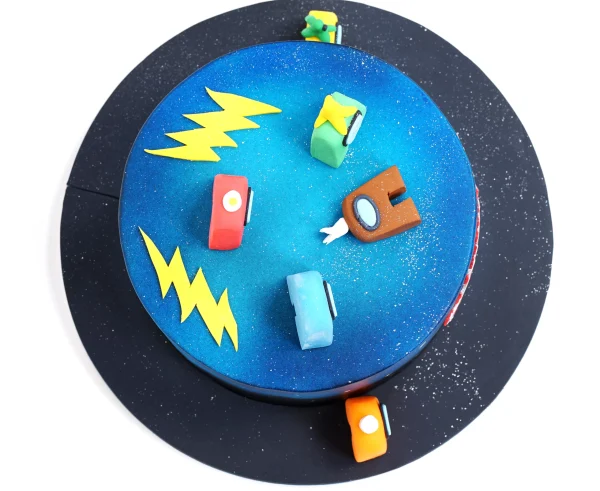 Among Us Galaxy Cake - Image 3