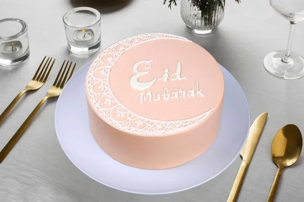 Crescent EID Cake