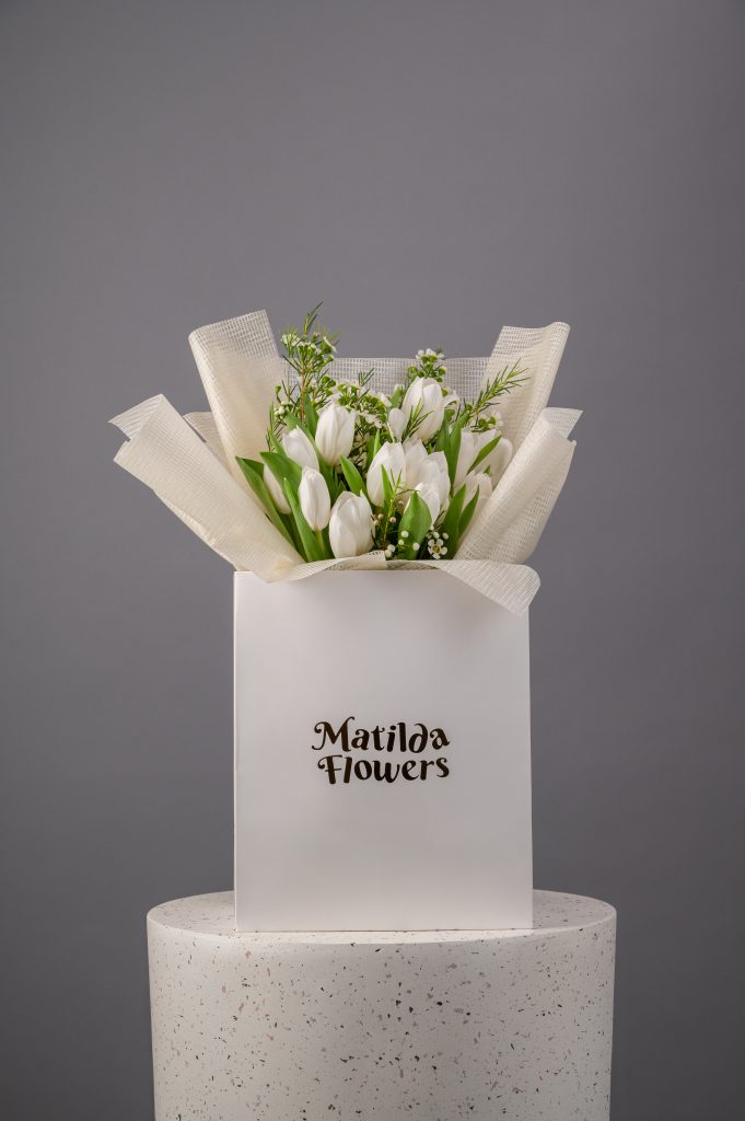 White Tulip Bouquet - Image 4