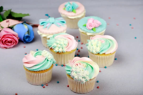 Baby Flower Cupcake - Image 2